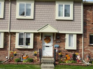 19829 N Great Oaks, Clinton Township, MI 48036