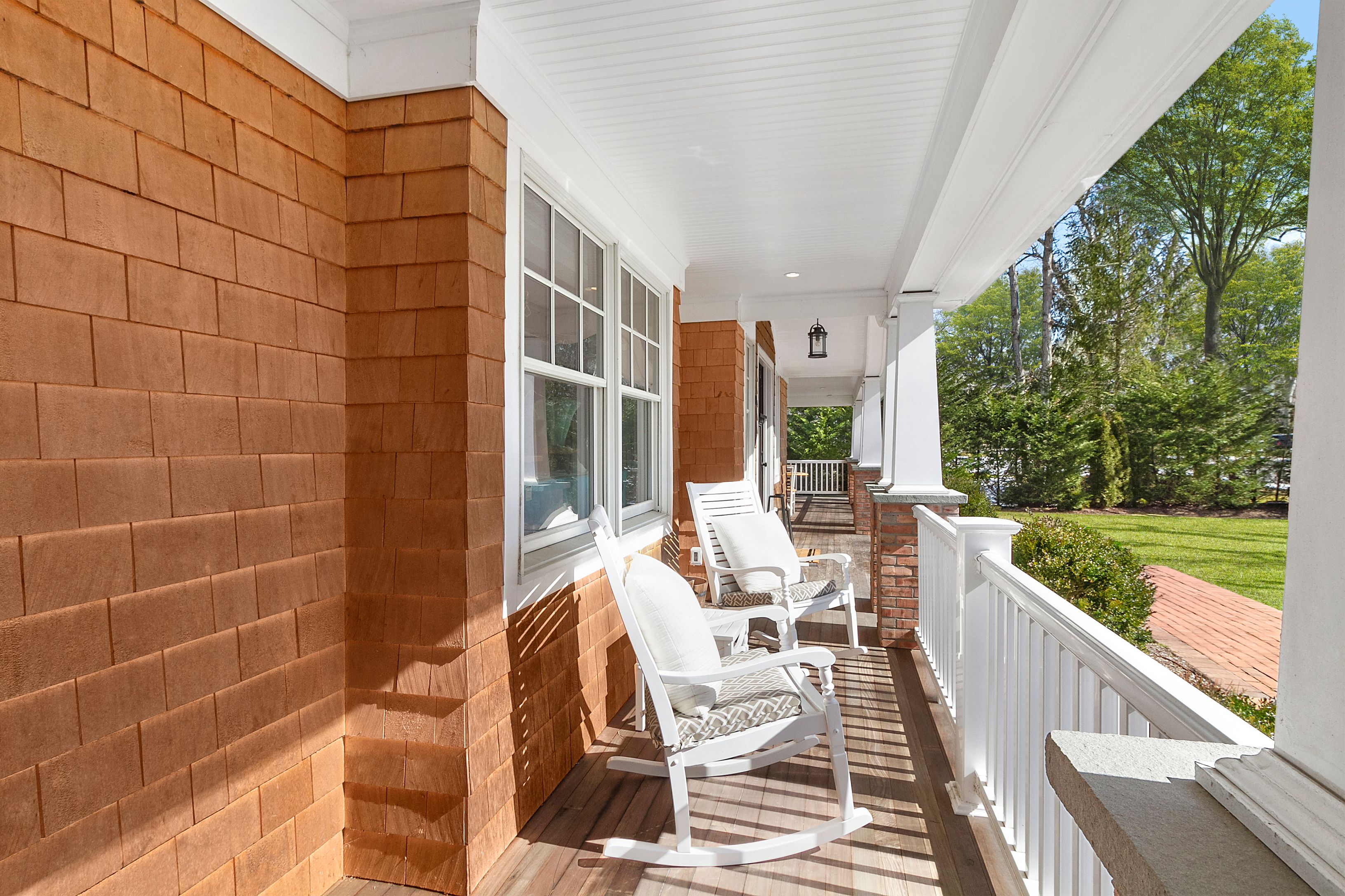 64 Eisenhower Dr, East Quogue, NY 11942 Out East