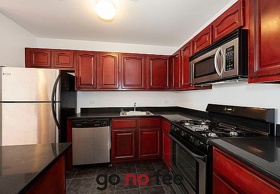 3rd image of 301 W 118th St APT 9L