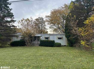 2421 S Dye Rd, Flint, MI 48532