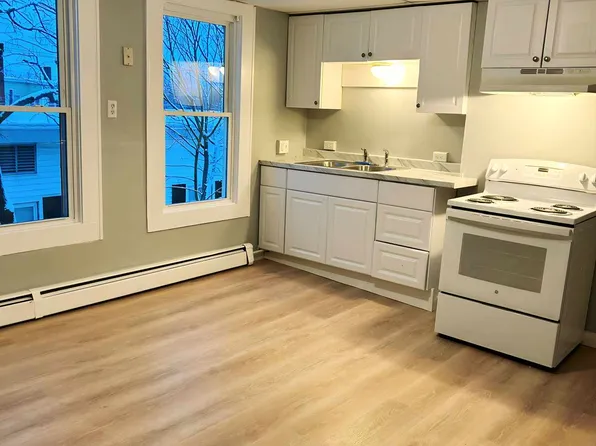 170 Cleaves St #3, Biddeford, ME 04005