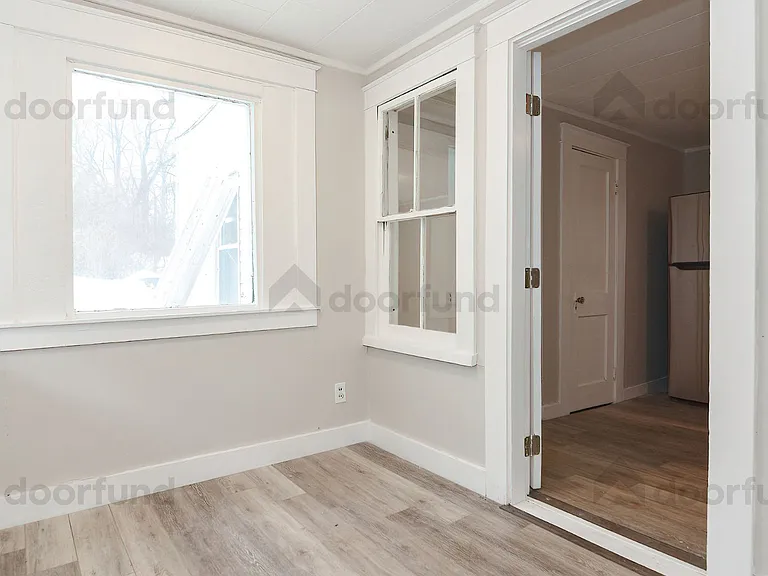 11 Pleasant St #3 — Photo 12