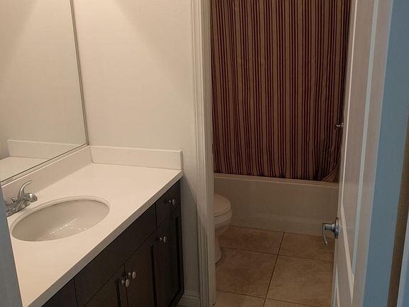 5th image of 12825 City Dr
