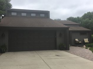 1613 E Keystone Dr, Brandon, SD 57005