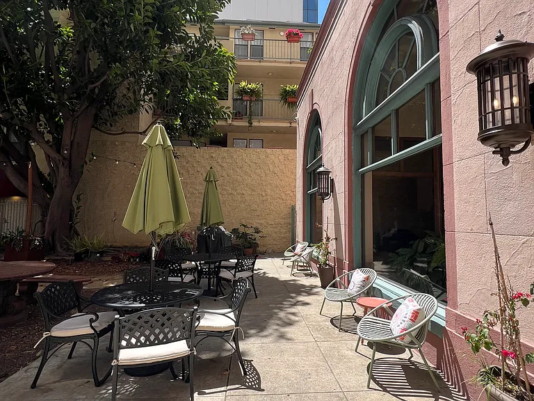 455 E Ocean Blvd #811 — Photo 11