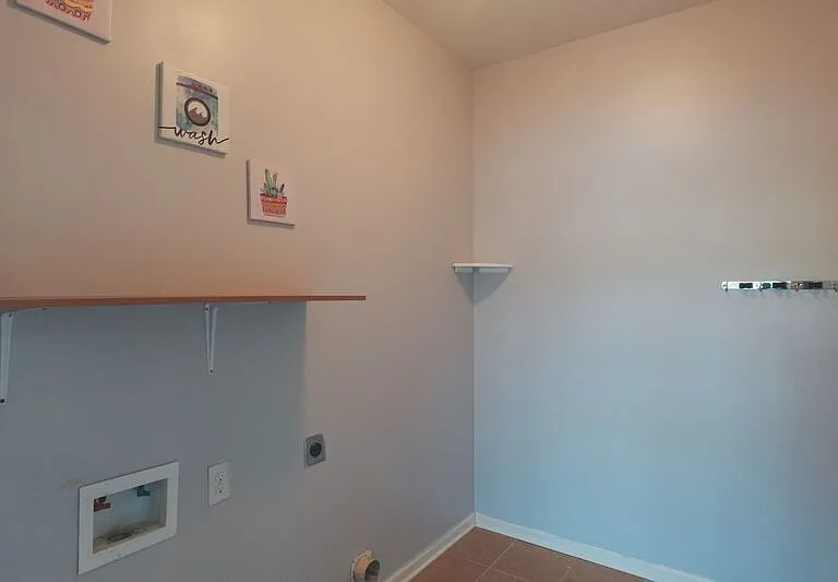 25 Litchfield Dr — Photo 25