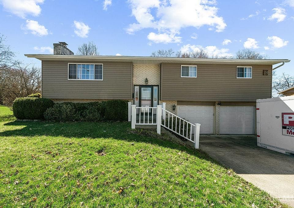 1st image of 812 Victoria Dr