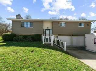 812 Victoria Dr, Franklin, OH 45005