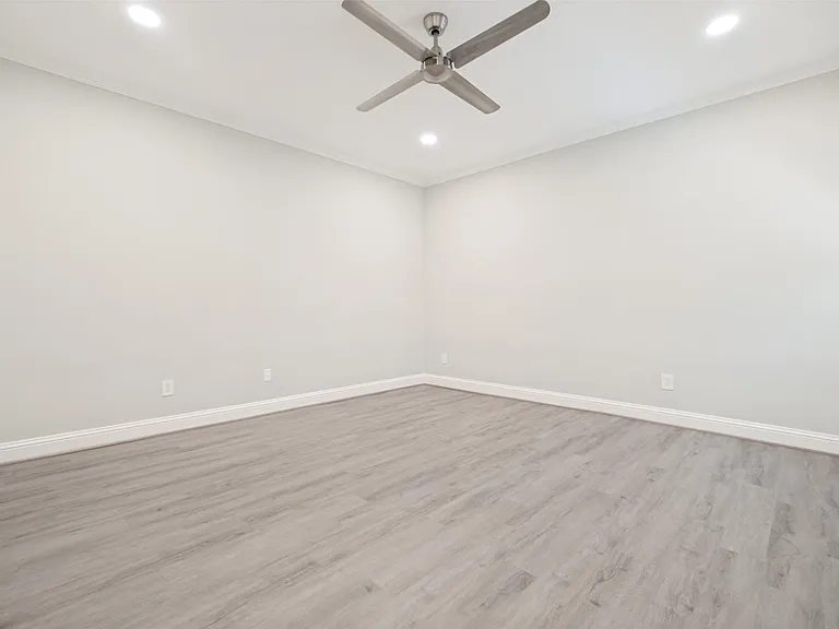3967 Travis St — Photo 24