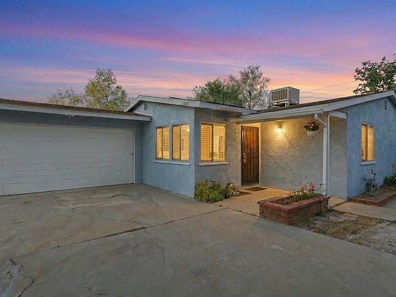 3rd image of 38893 Juniper Tree Rd