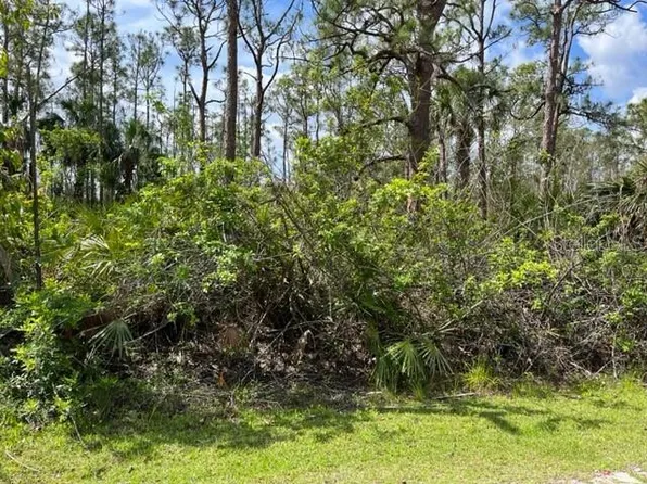 28249 N Twin Lakes Dr #8, Punta Gorda, FL 33955