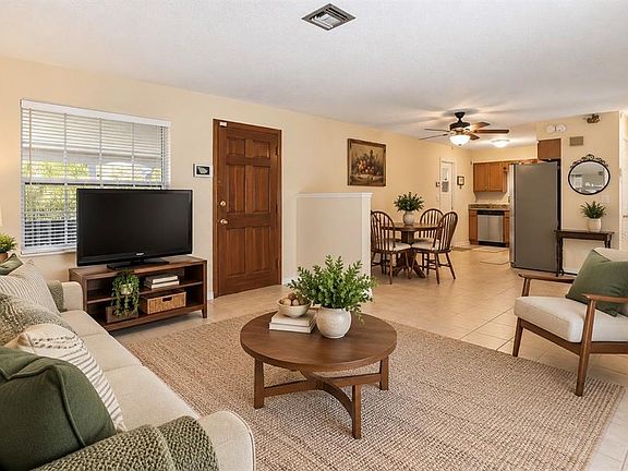 5th image of 1709 NE 28TH PLACE