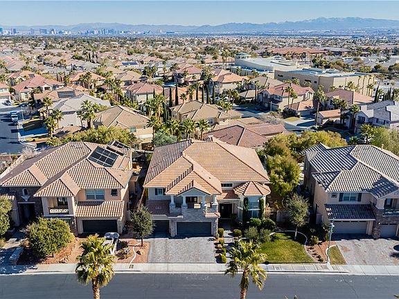 3rd image of 3020 Hammerwood Dr