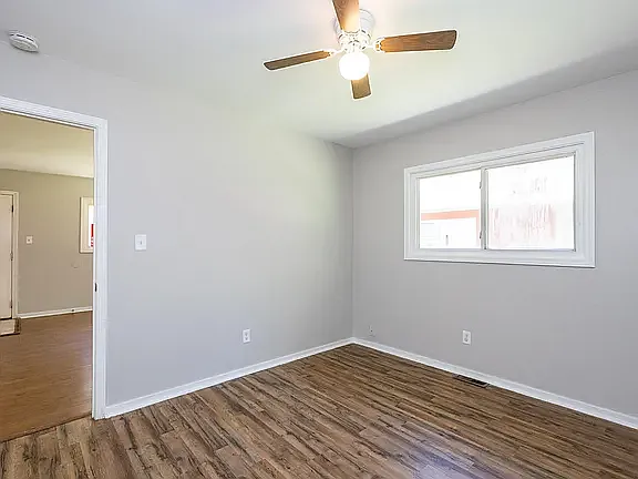 2028 E Clay St — Photo 12