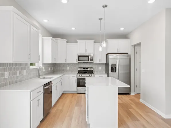 19312 Clearwater Loop, Farmington, MN 55024