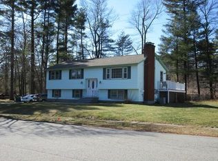 15 Castlewood Dr, Billerica, MA 01821