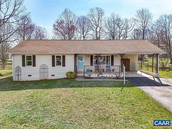 3rd image of 350 Forest Springs Dr