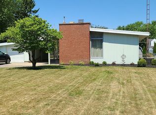 2102 Buckland Ave, Fremont, OH 43420