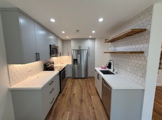 236 W Rincon Ave APT P, Campbell, CA 95008