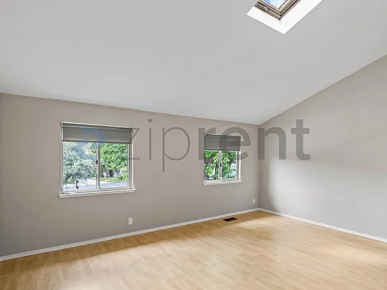 502 Pine Wood Ln — Photo 24