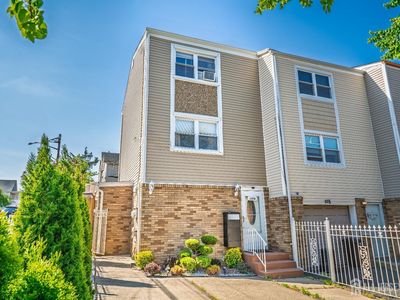 137 Paul Robeson Blvd #B, New Brunswick, NJ, 08901