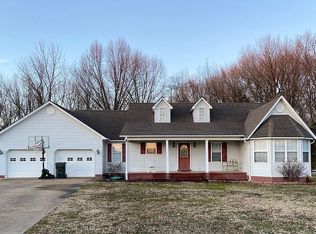 146 Dogwood Ln, Martin, TN 38237