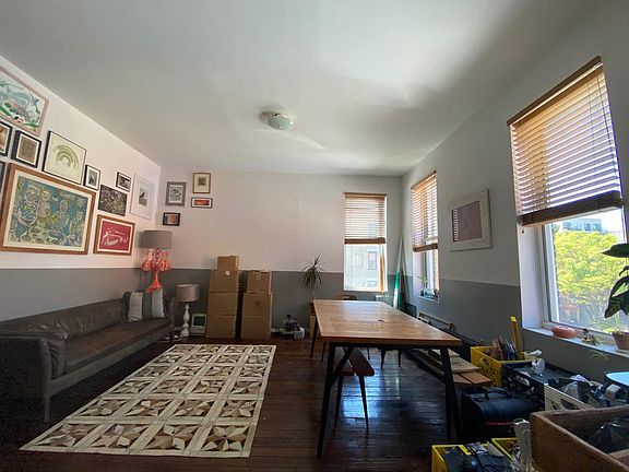 2nd image of 762 Franklin Ave APT 2F