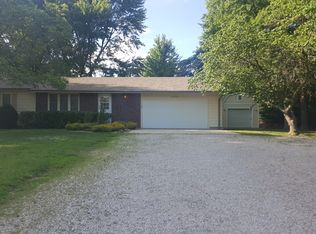 2010 NE 35th St, Topeka, KS 66617