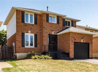 128 Brian Blvd, Hamilton, ON L8B 0C8