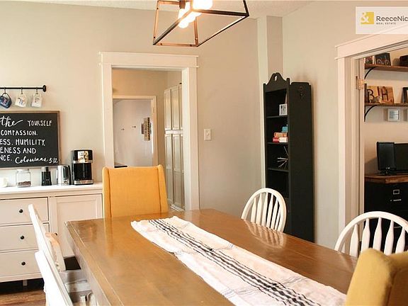3rd image of 328 N 16th St