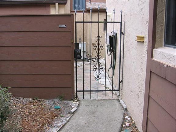 2nd image of 1006 Sherrywood St