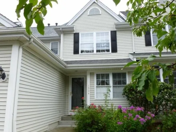 1504 Revere Rd, Danbury, CT 06811