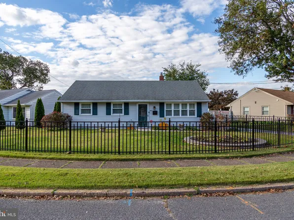 401 Windsor Dr, Bellmawr, NJ 08031