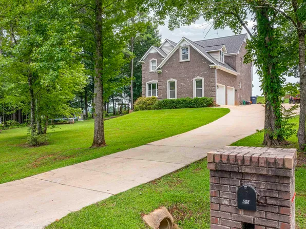 95 Highland Ct, Jacksonville, AL 36265