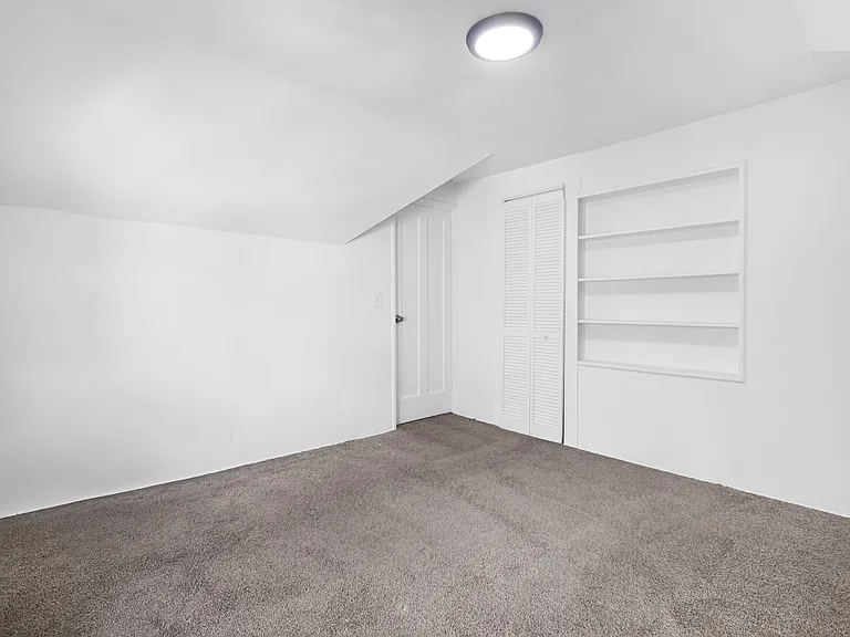 12608 Corlett Ave — Photo 4