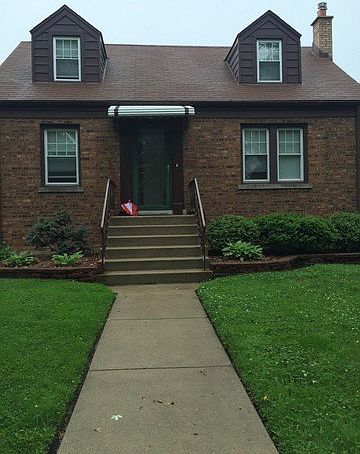 1st image of 9618 S Richmond Ave