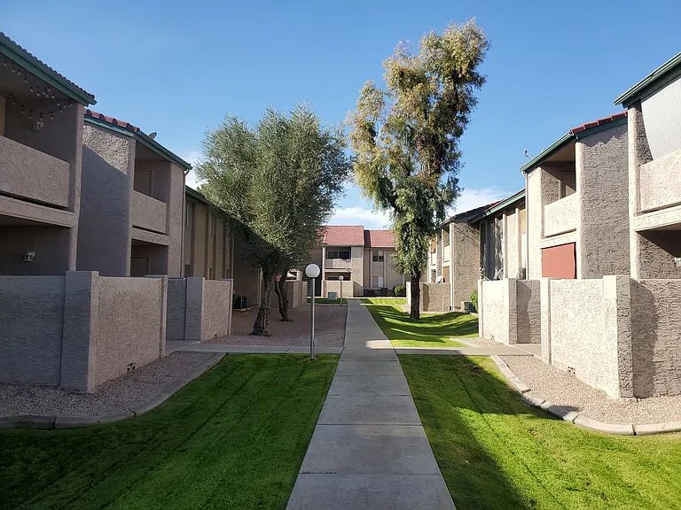 623 W Guadalupe Rd #162 — Photo 37
