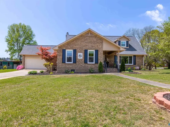 1416 Bains St, Albertville, AL 35950