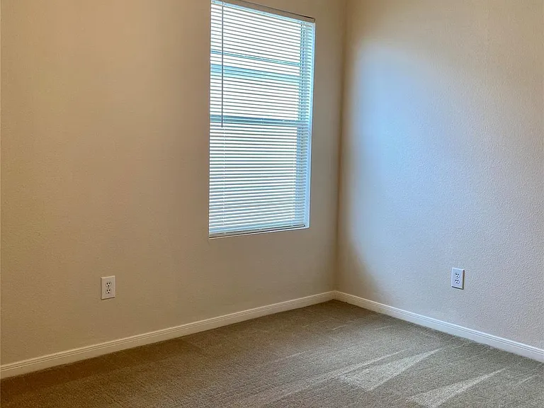 19439 Juniper Vale Cir — Photo 25