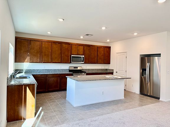 2nd image of 10233 Beckenham Hills St