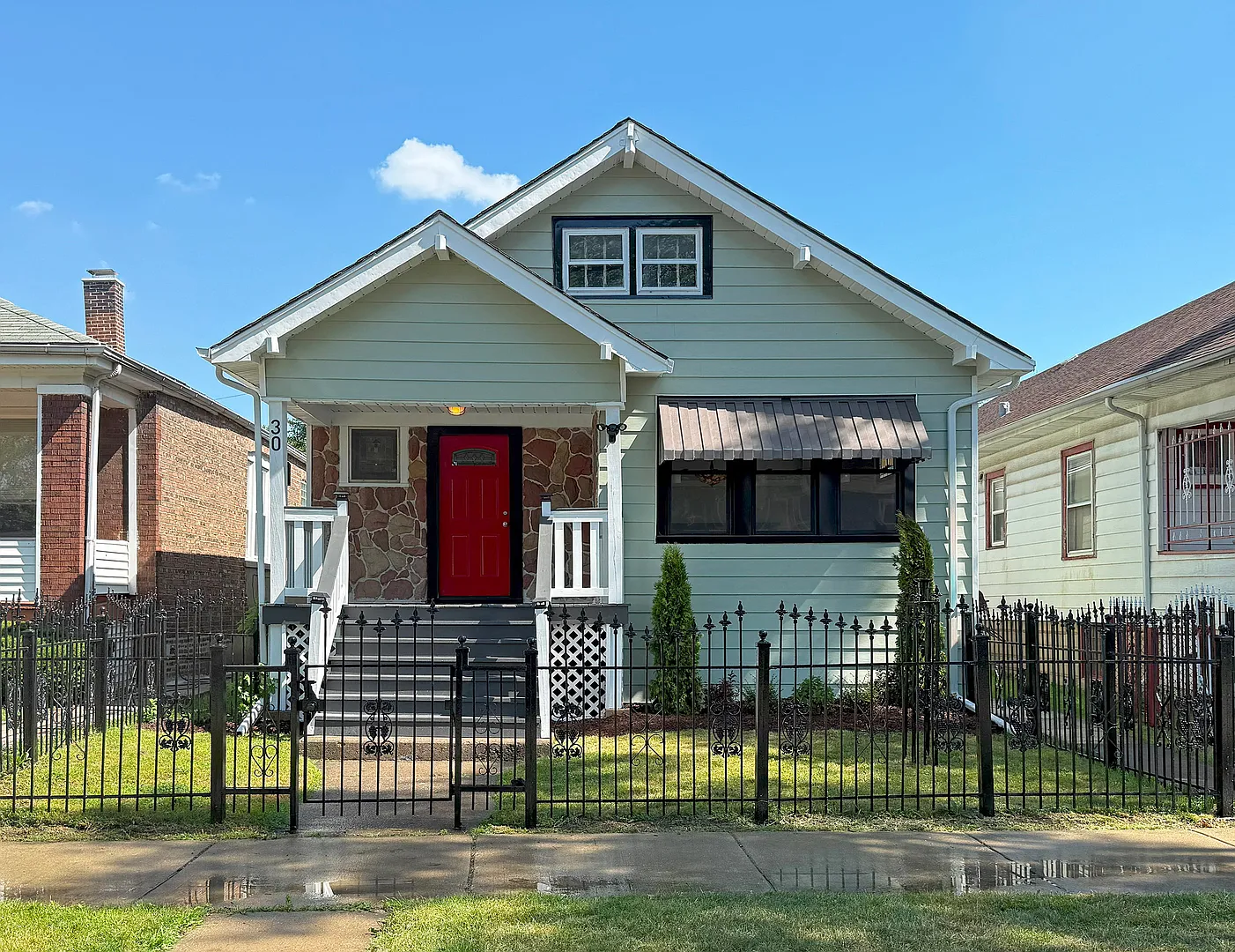 30 E 102nd St photo 1