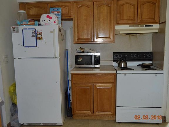 3rd image of 1194 Seymour Ave
