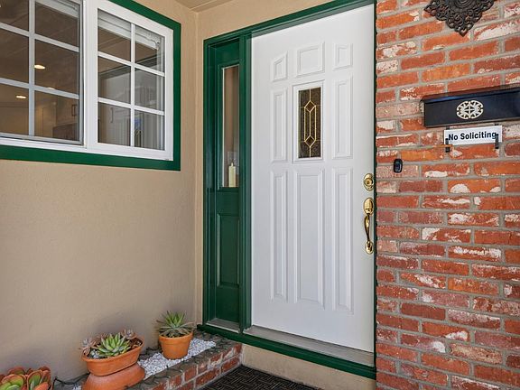 3rd image of 814 Nectarine Ave