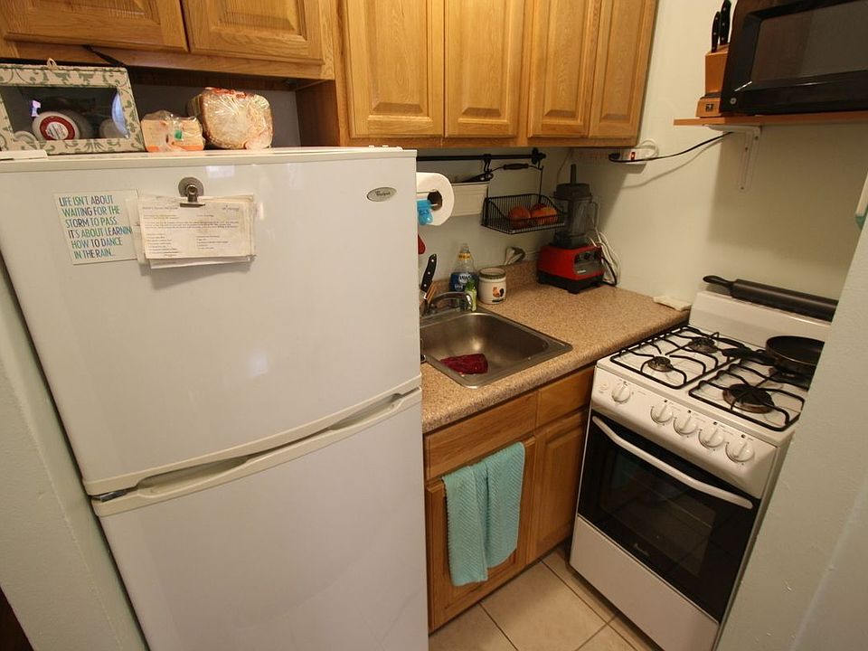 2nd image of 1728 2nd Ave APT 3B
