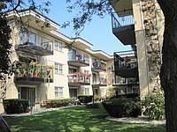1st image of 4113 N Keeler Ave APT 2D