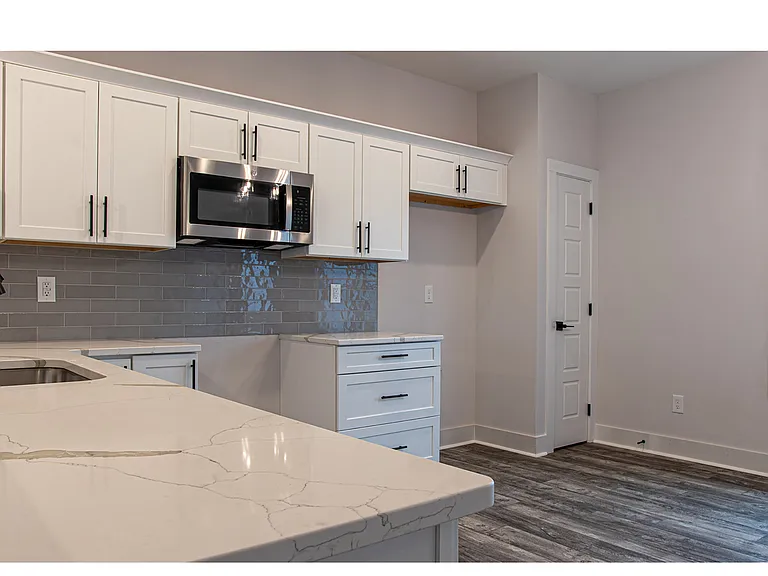513 Cabell St #513 — Photo 7