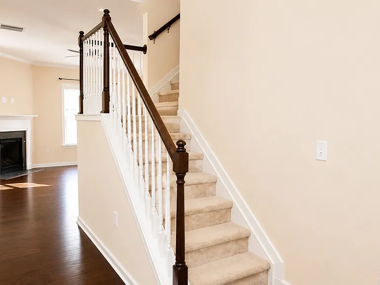 2132 Chipley Dr — Photo 8