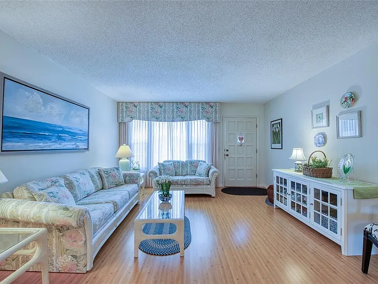 2310 Denmark St #46 — Photo 8