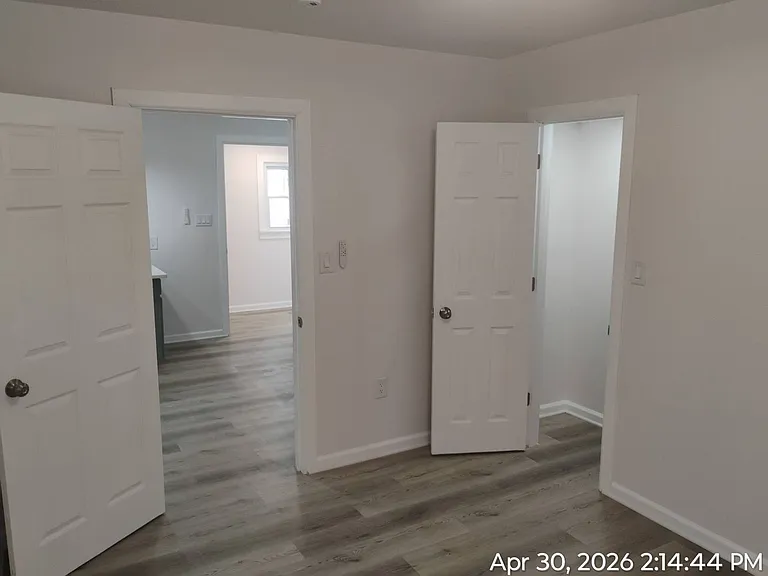 6015 Hosmer Ave — Photo 3