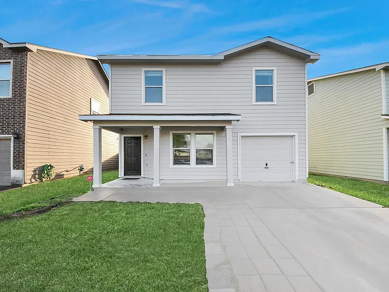 7826 Maverick Trace Ln — Photo 40